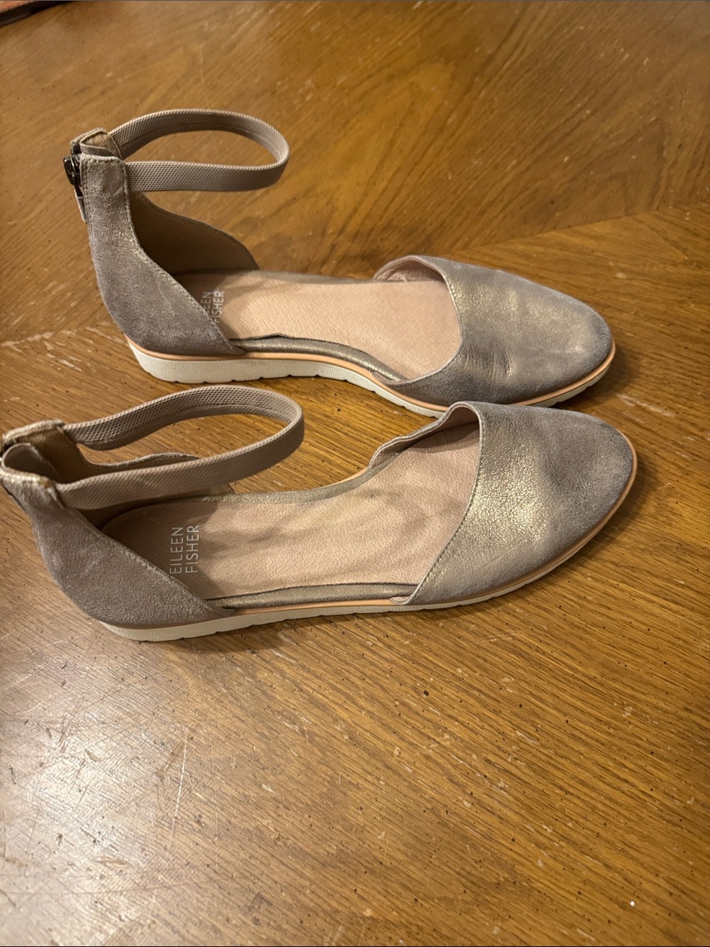 Eileen Fisher Emmet Mica Ankle Strap Flat  size 9 Silver Gold Metallic Neutral